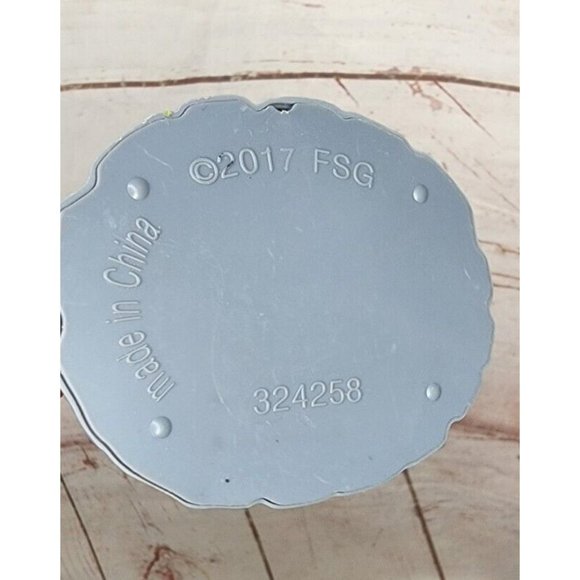 Solar Pumpkin Man, Swinging Ghost And Flying Witch Moveable Halloween Decor - Picture 7 of 11